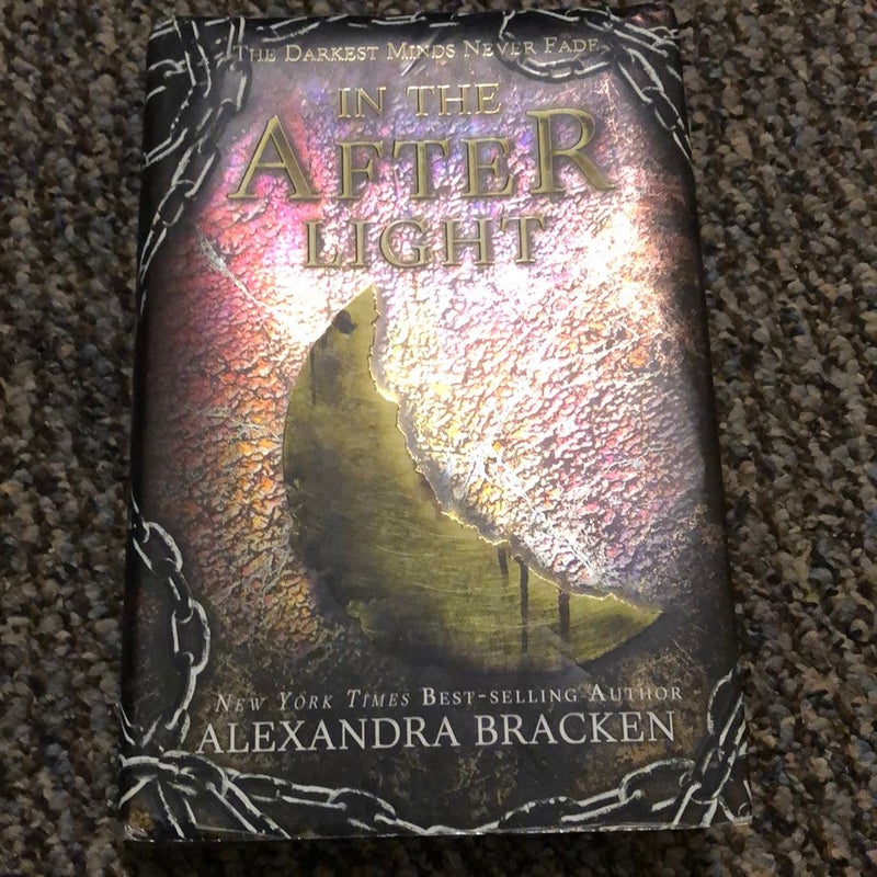 In the Afterlight (a Darkest Minds Novel, Book 3)