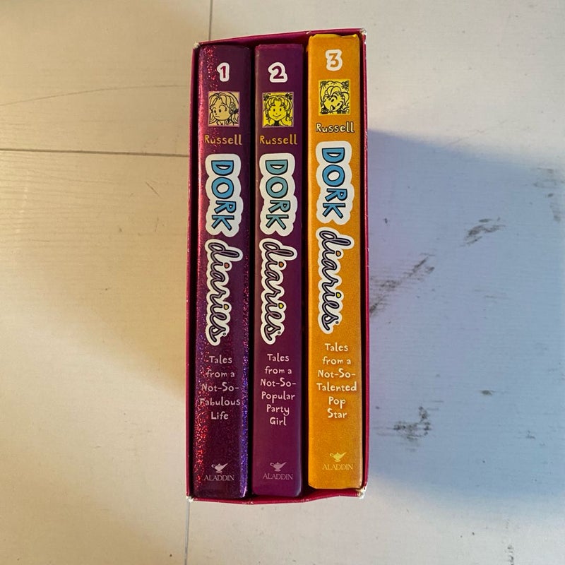 Dork Diaries Box Set (Book 1-3)