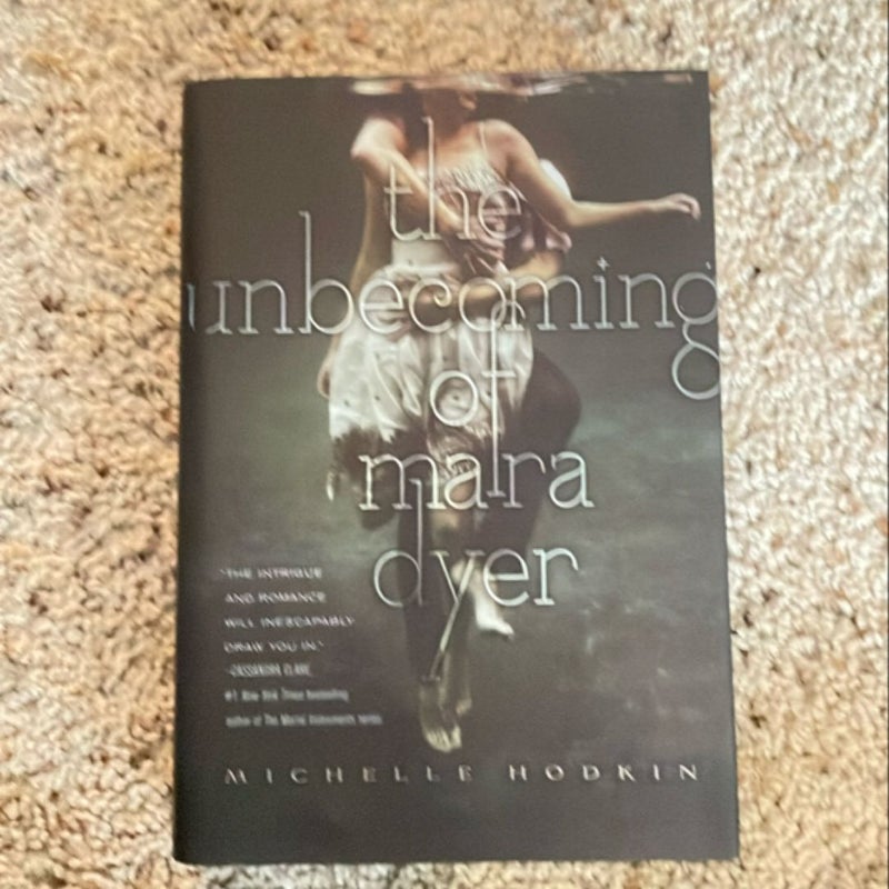 The Unbecoming of Mara Dyer