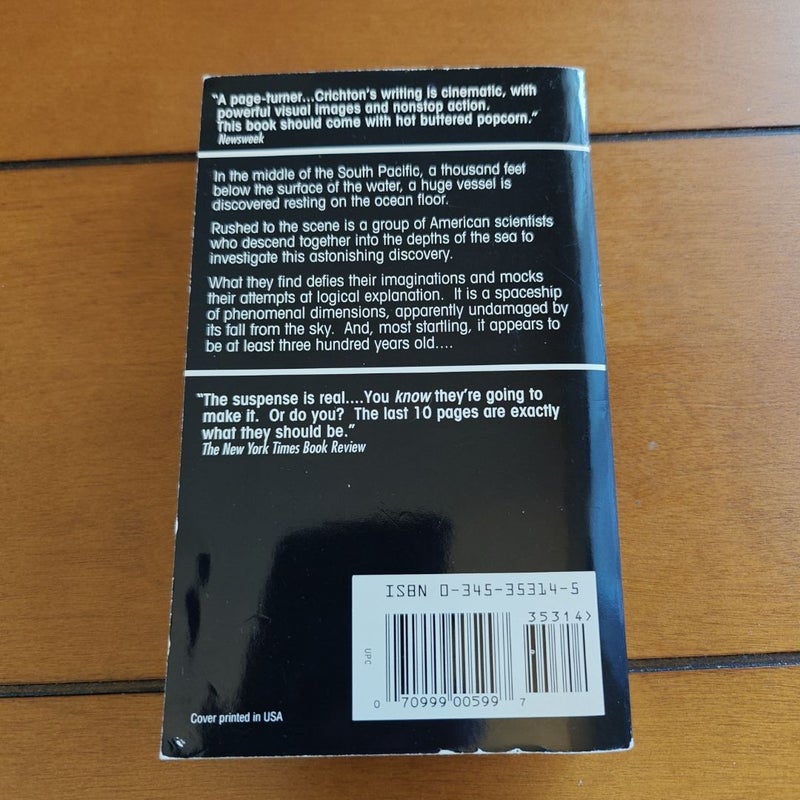 Sphere (Book & Movie DVD Combo)