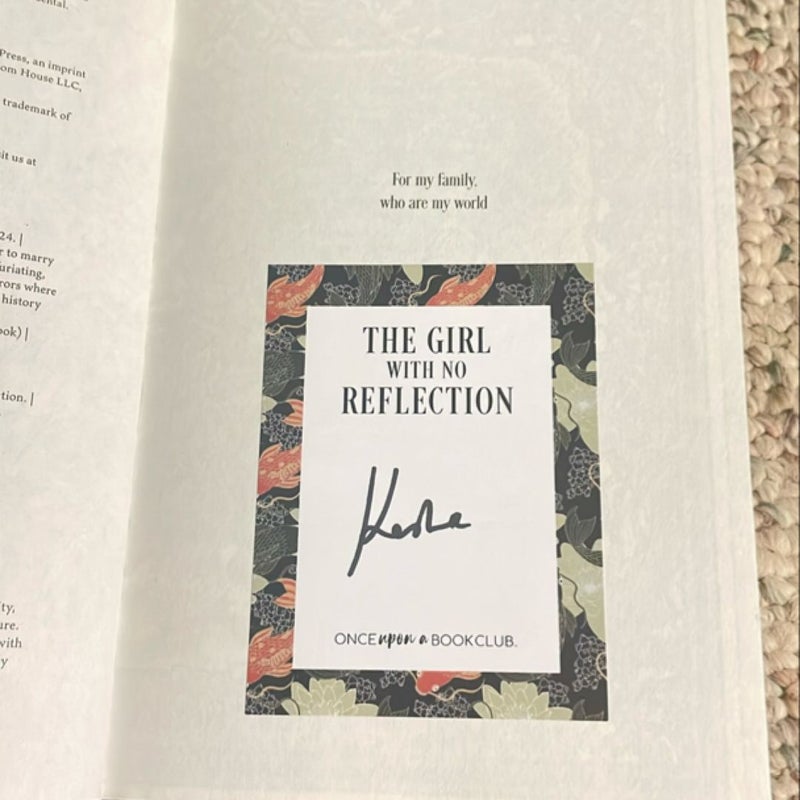 The Girl with No Reflection