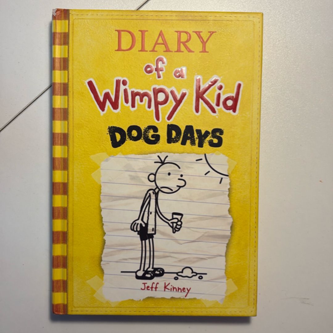 Dog Days (Diary of a Wimpy Kid, Book 4)