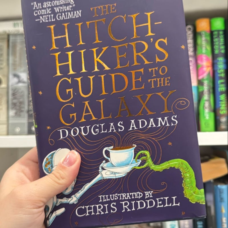 The Hitchhiker's Guide to the Galaxy: the Illustrated Edition