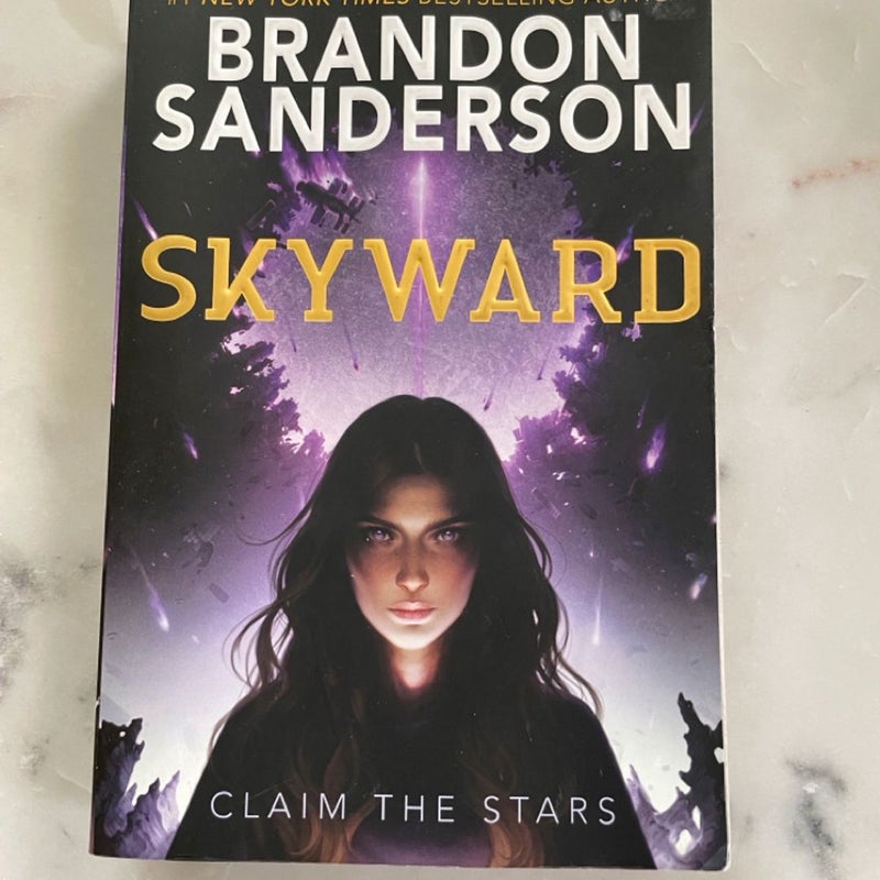 Skyward Brandon Sanderson Novel