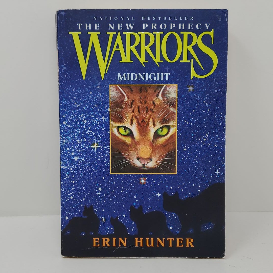 book: 🌙 midnight by erin hunter 🌚 warriors / warrior - Depop