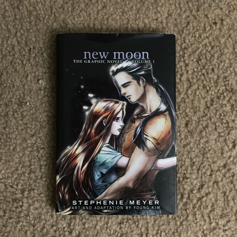 New Moon: the Graphic Novel, Vol. 1