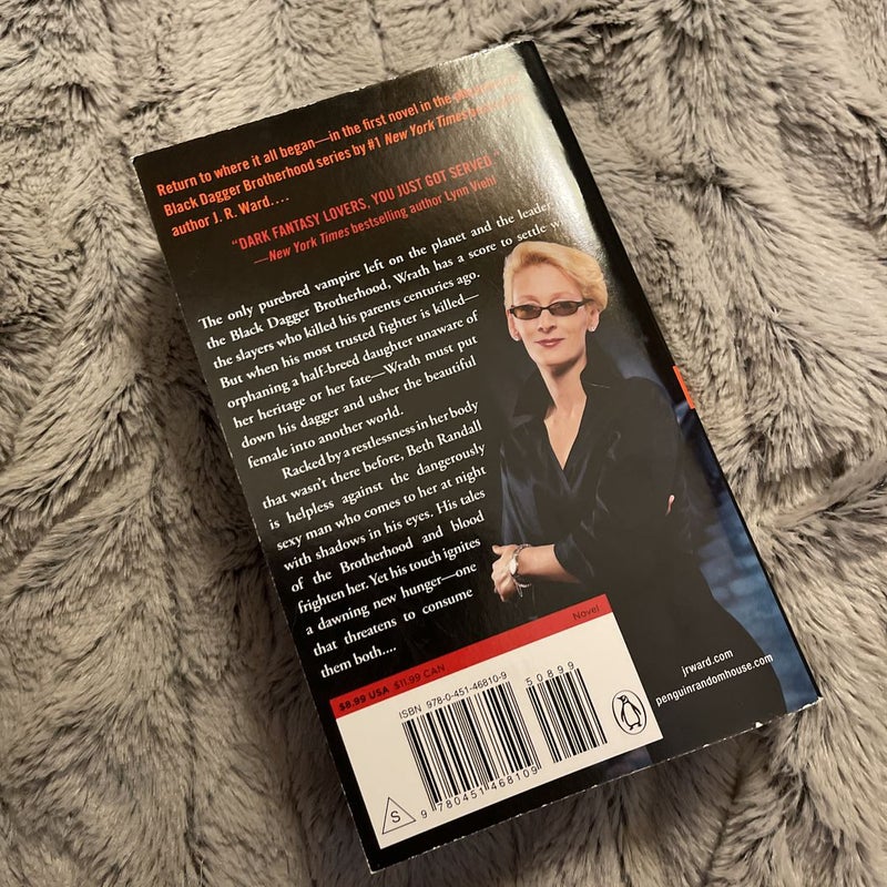 Dark Lover by J. R. Ward, Paperback Pangobooks