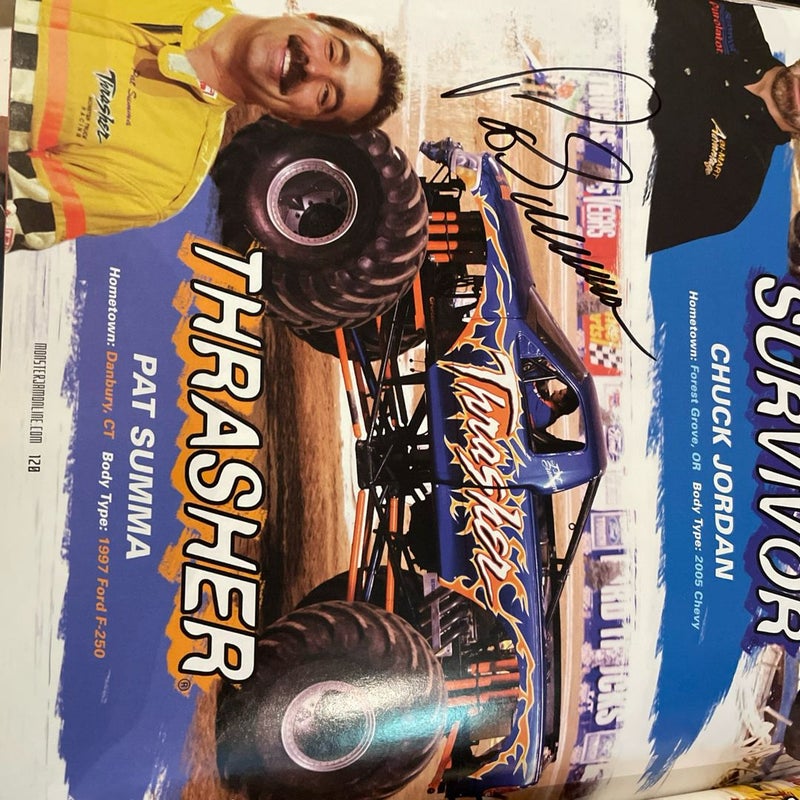 2007 Monster Jam Souvenir Yearbook Grave Digger 25th Anniversary with 7 Autographs