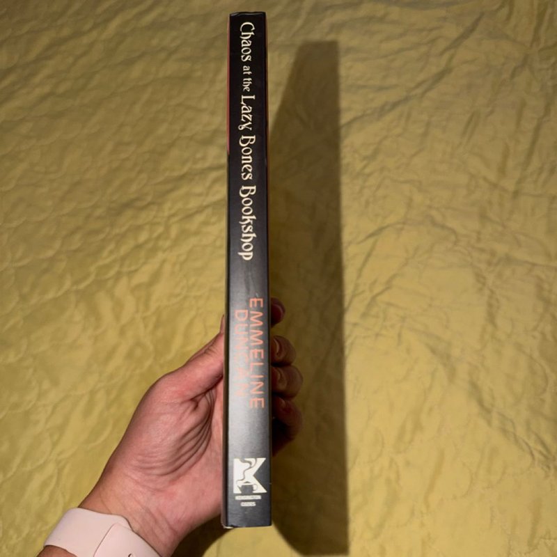 Chaos at the Lazy Bones Bookshop