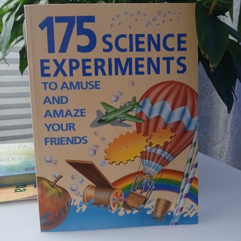 175 Science Experiments 