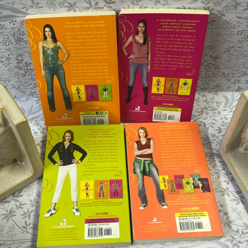 Pretty Little Liars 4 Paperback Bundle