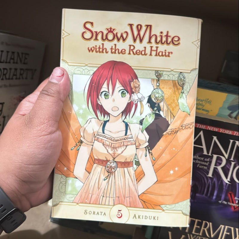 Snow White with the Red Hair, Vol. 5