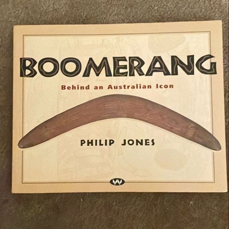 Boomerang Behind an Australian Icon
