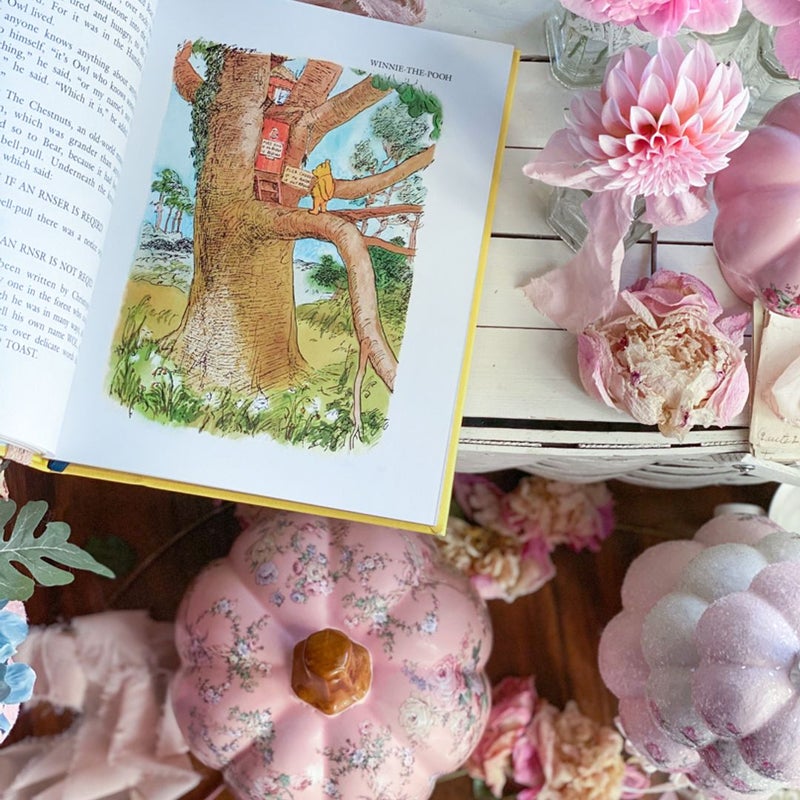 The Complete Tales of Winnie the Pooh 