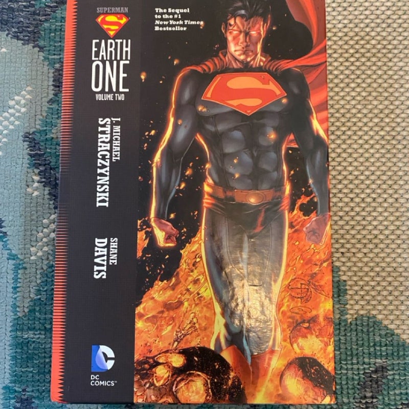 Superman: Earth One Vol. 2