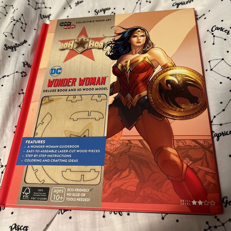 IncrediBuilds DC Comics Wonder Woman Deluxe Book and Model Set