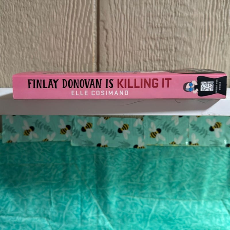 Finlay Donovan Is Killing It