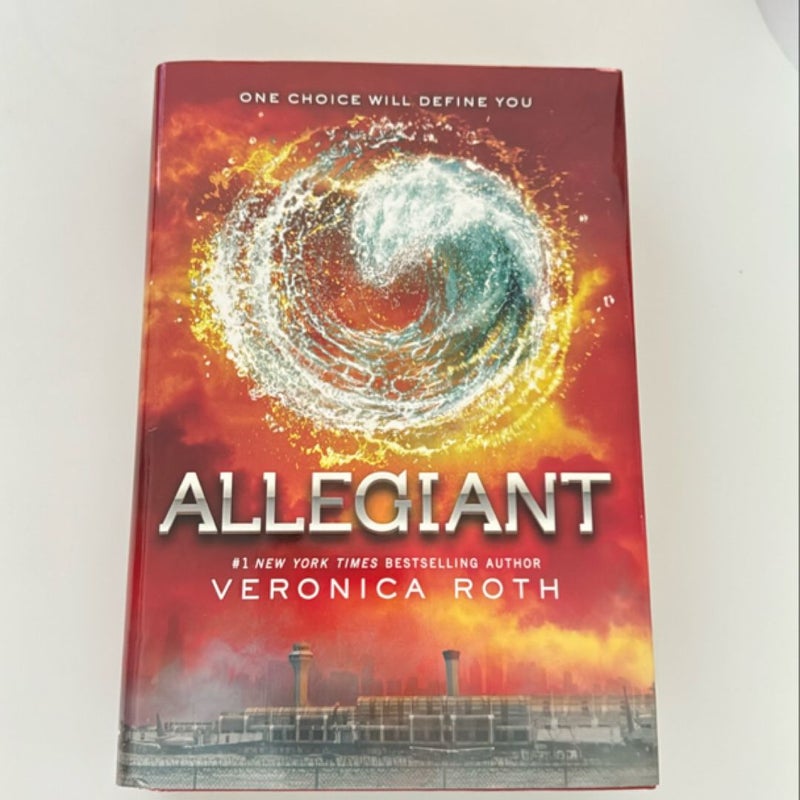 Divergent Series 3-Book Box Set, bonus guide