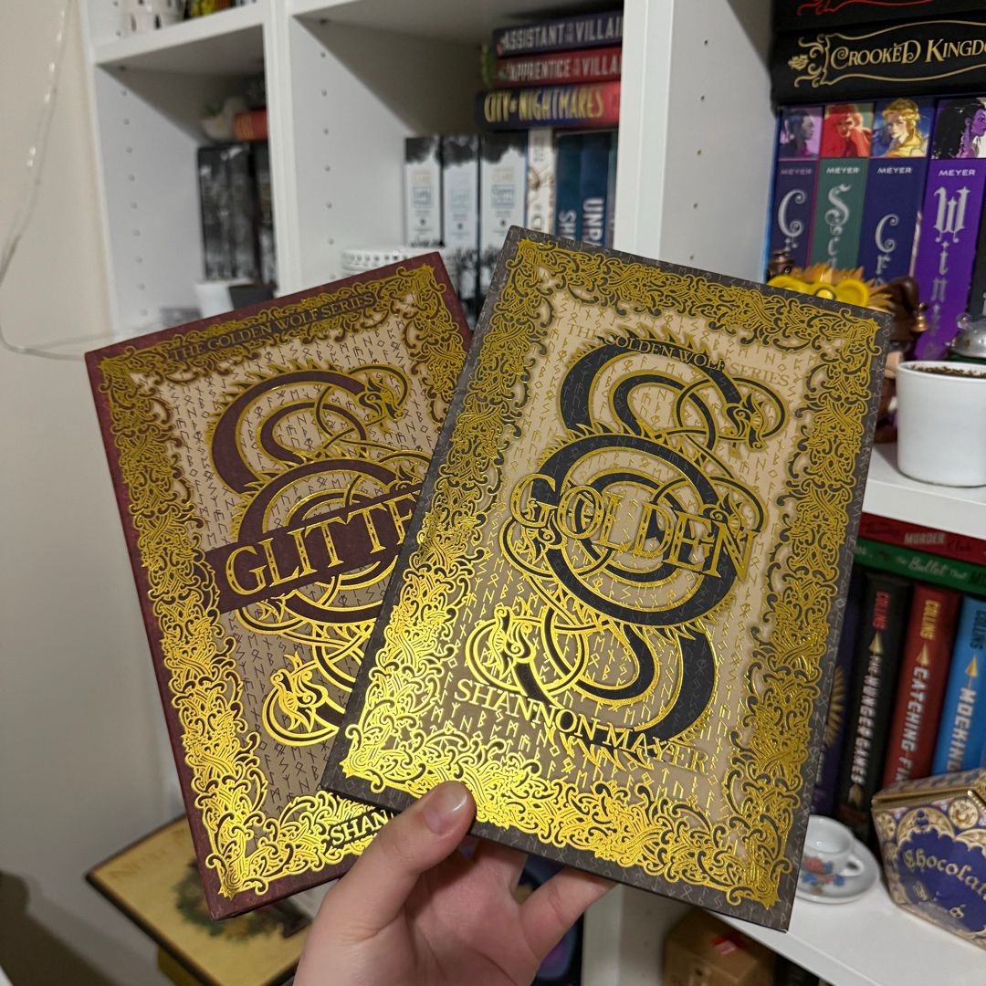 The Arcane Society Exclusive The Golden Wolf Series 1&2 