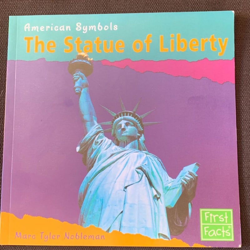 The Statue of Liberty vintage 2003 educational children’s book