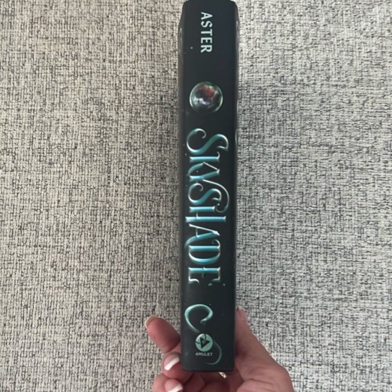 Skyshade (the Lightlark Saga Book 3)