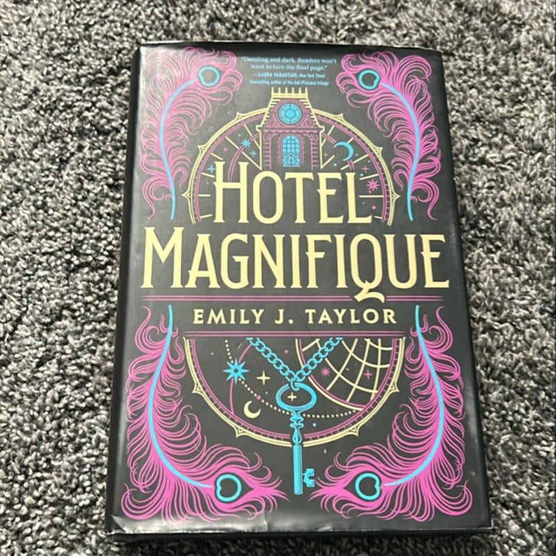 Hotel Magnifique