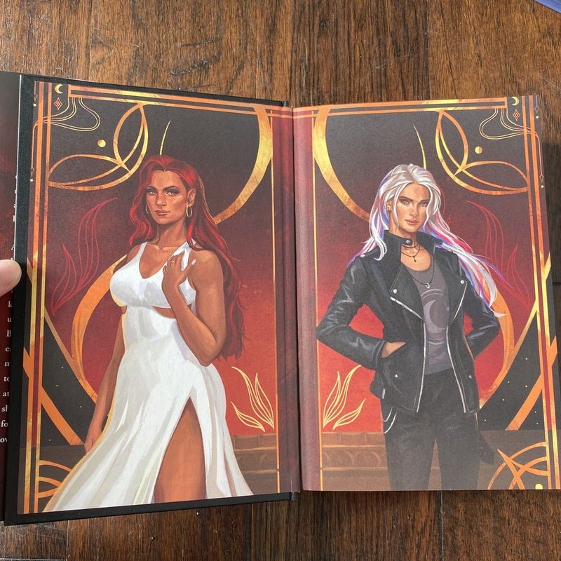 Fairyloot Crescent City duology - special, exclusive editions