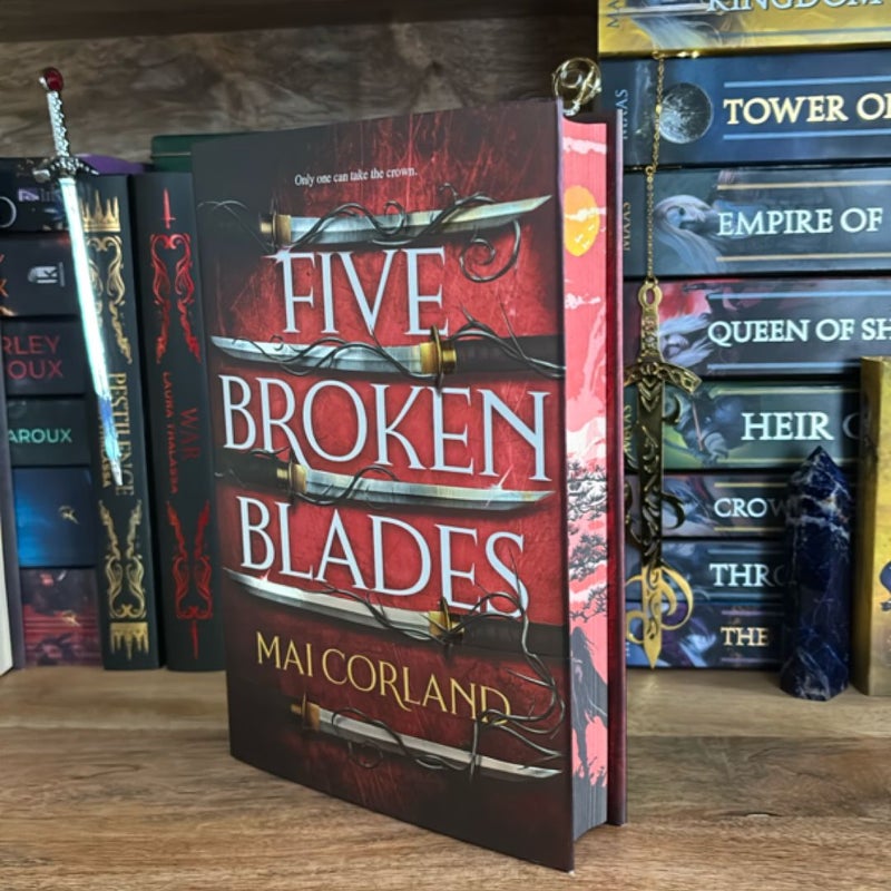 Five Broken Blades (Deluxe Limited Edition)