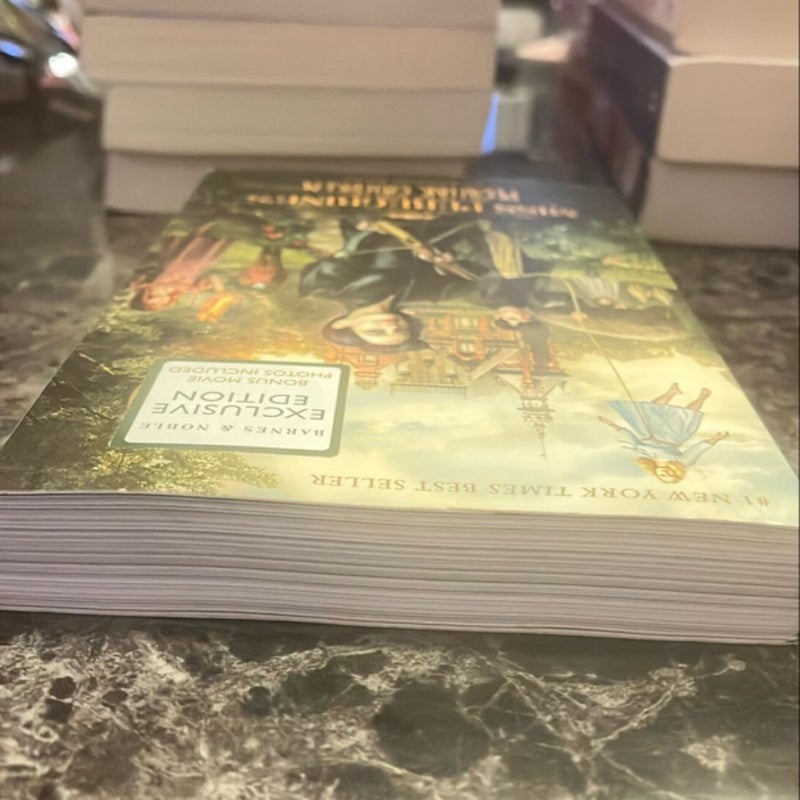 Miss Peregrine’s Home For Peculiar Children - B&N Exclusive Edition