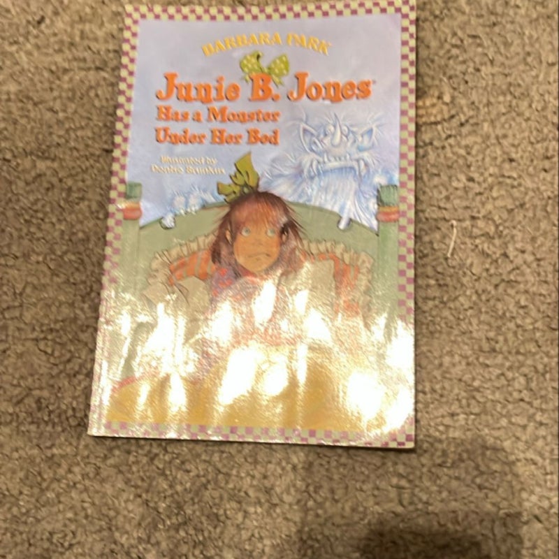 Junie B. Jones #8: Junie B. Jones Has a Monster under Her Bed