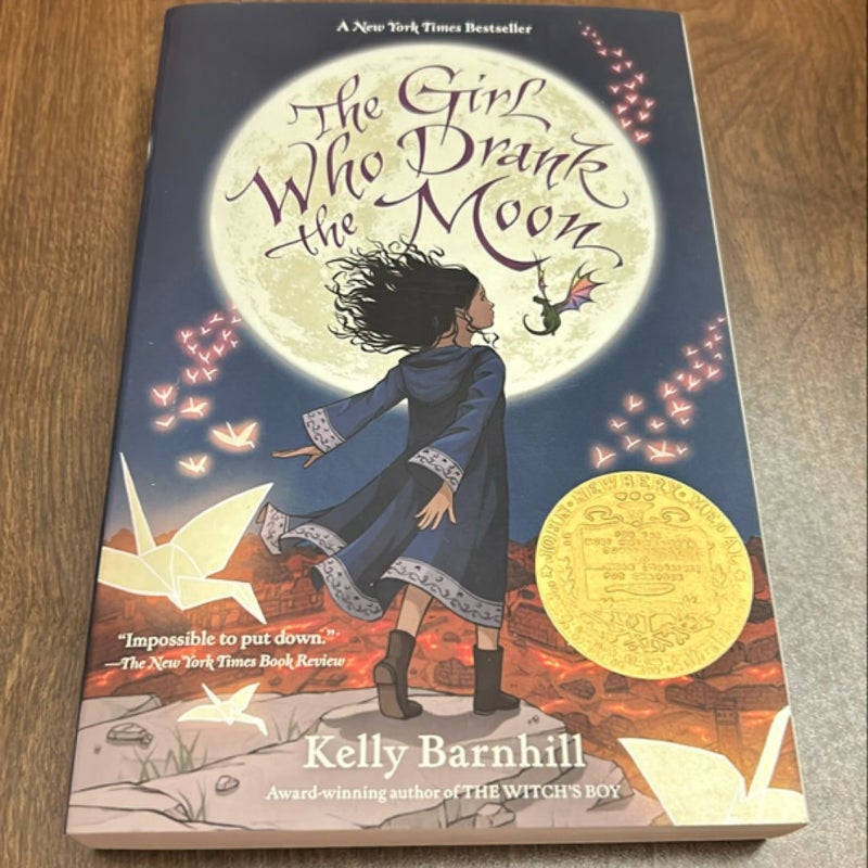 The Girl Who Drank the Moon (Winner of the 2017 Newbery Medal)