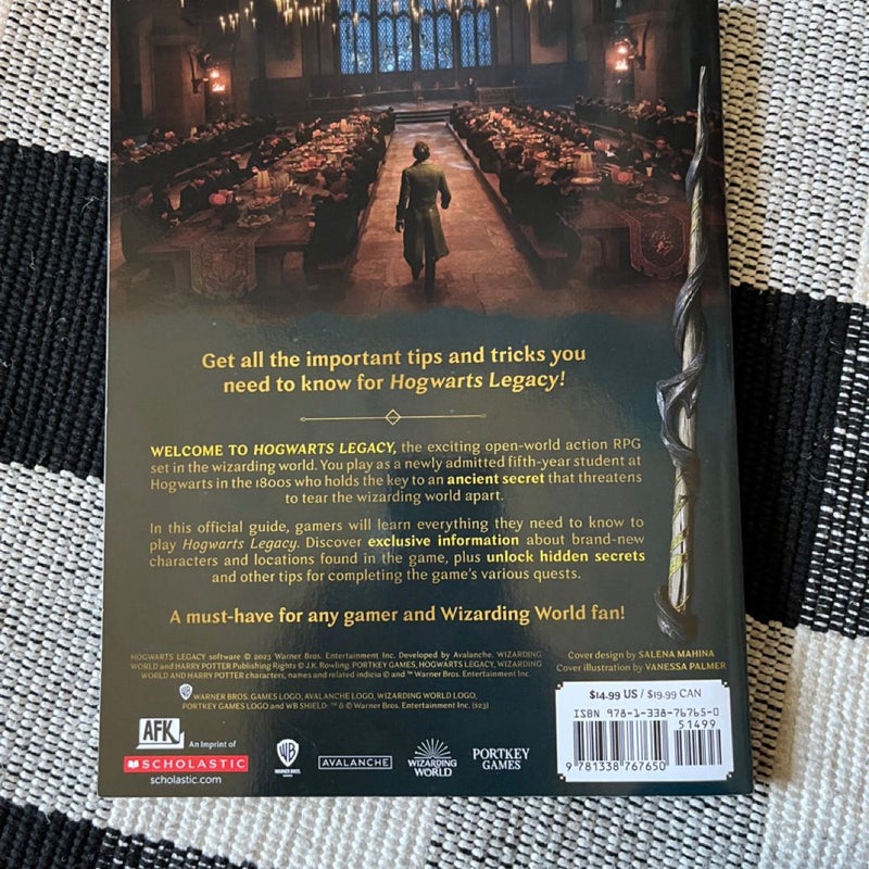 Hogwarts Legacy: the Official Game Guide (Companion Book)