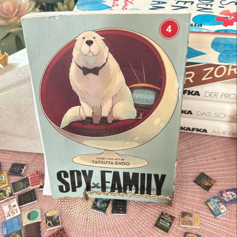 Spy X Family, Vol. 4