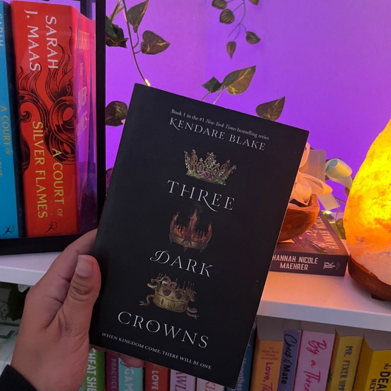 Three Dark Crowns