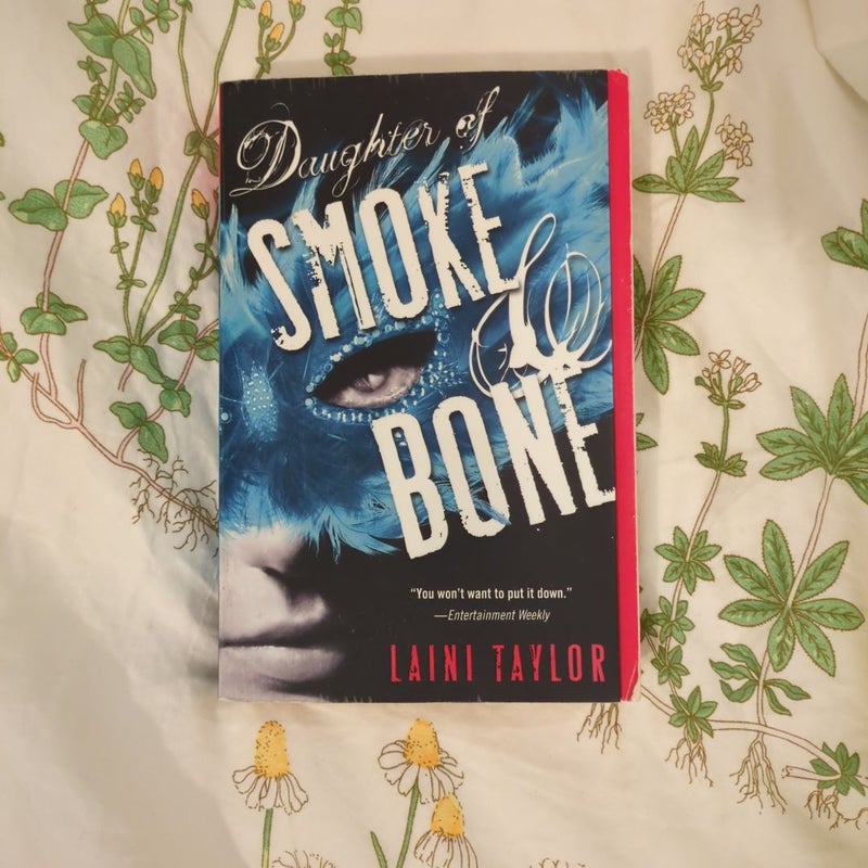 Daughter of Smoke & Bone