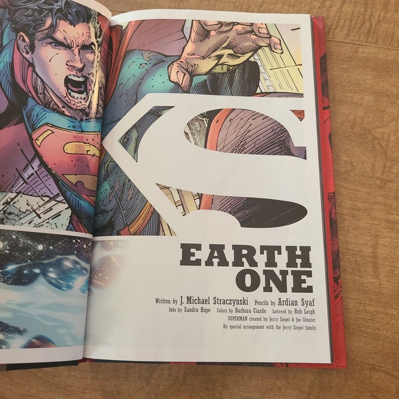 Superman Earth One Vol 3