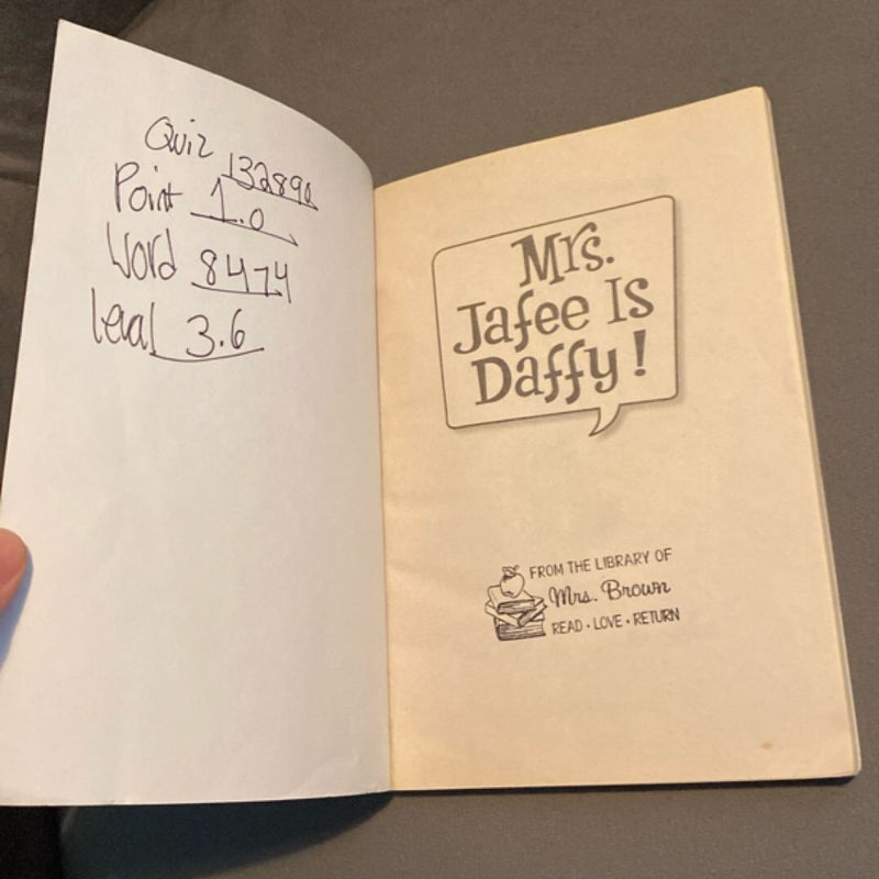 Mrs. Jafee Is Daffy!