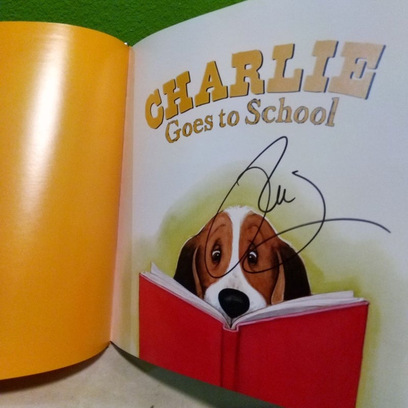 Signed - Charlie Goes to School