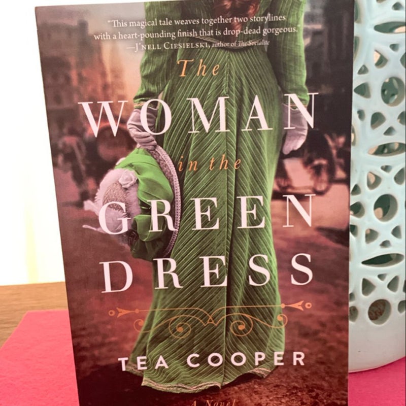 The Woman in the Green Dress by Tea Cooper, Paperback | Pangobooks