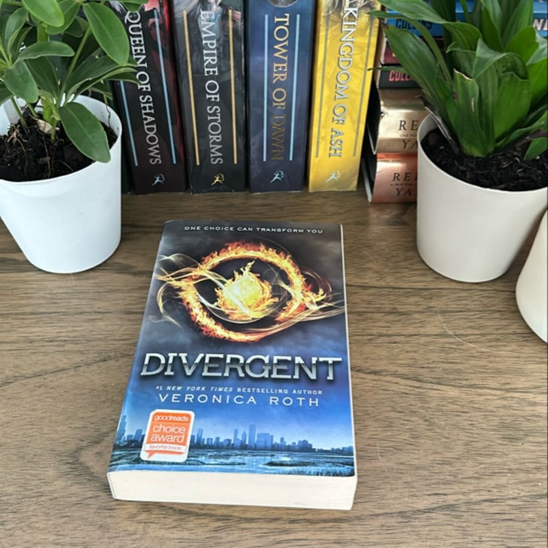Divergent