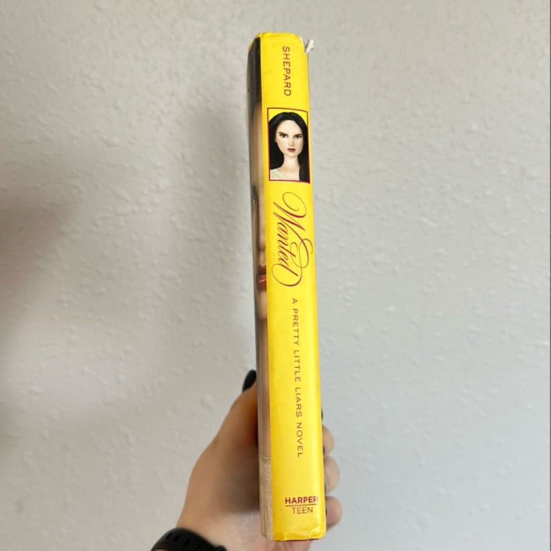 Pretty Little Liars #8: Wanted