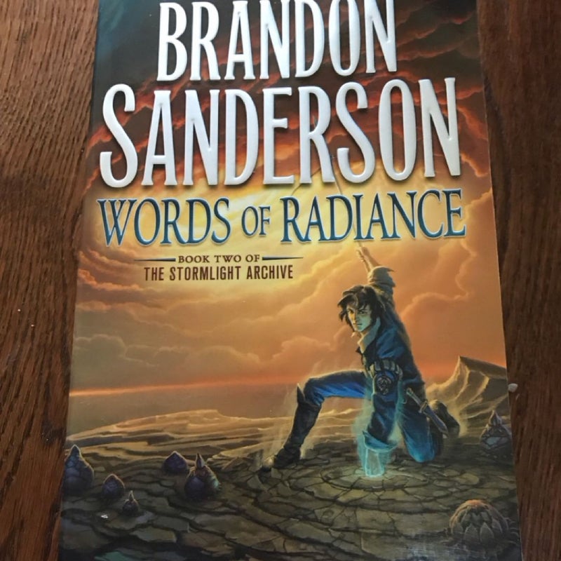 Words of Radiance: Book Two of the Stormlight Archive Sanderson TRADE PAPERBACK 