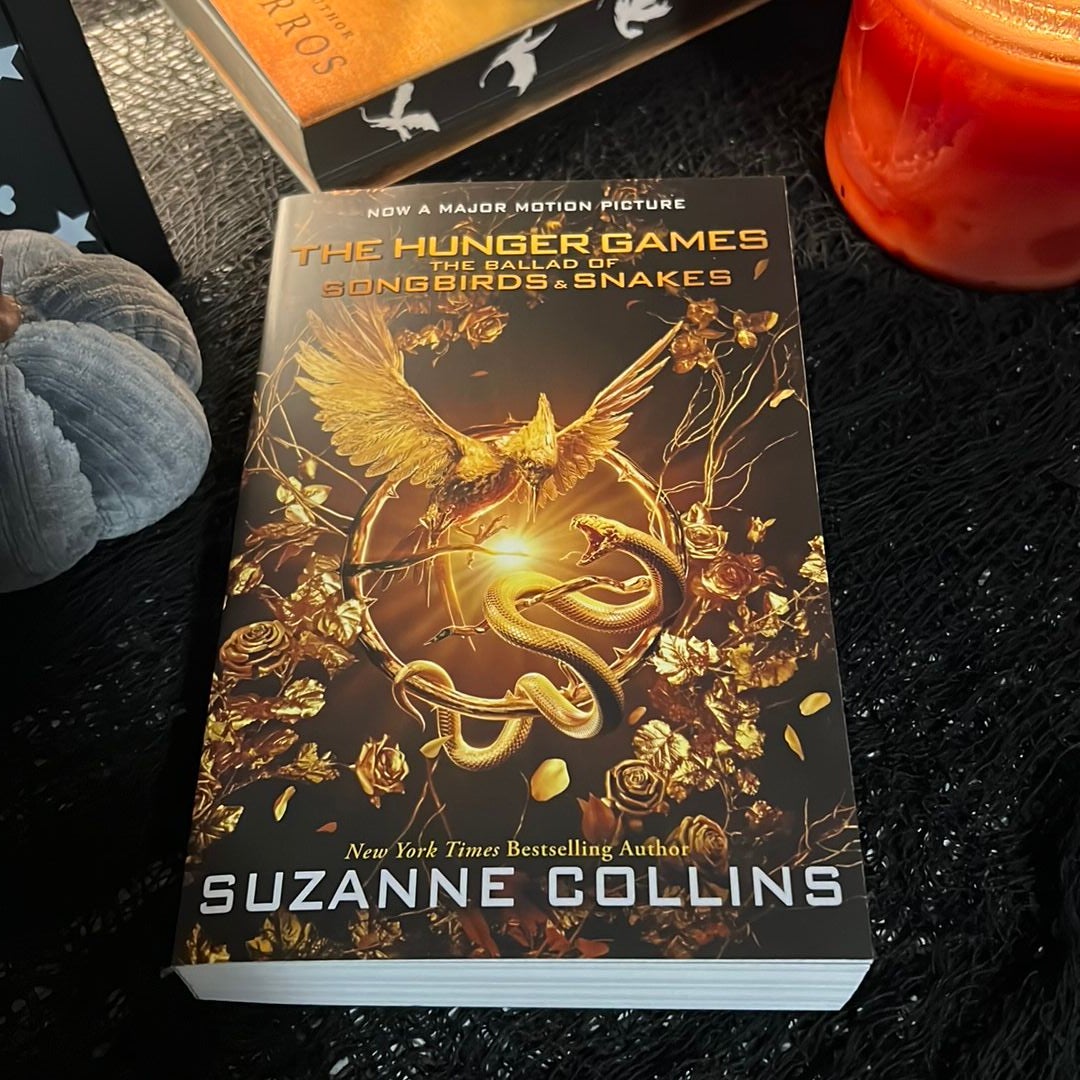 The　Tie-In　Edition　Hunger　Movie　Snakes　Novel):　and　Suzanne　Ballad　(a　Songbirds　of　by　Paperback　Games　Collins,　Pangobooks