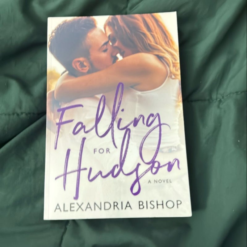 Falling for Hudson