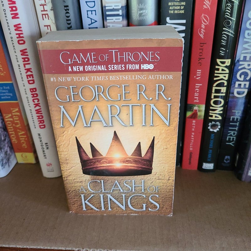A Clash of Kings by George R. R. Martin, Paperback | Pangobooks