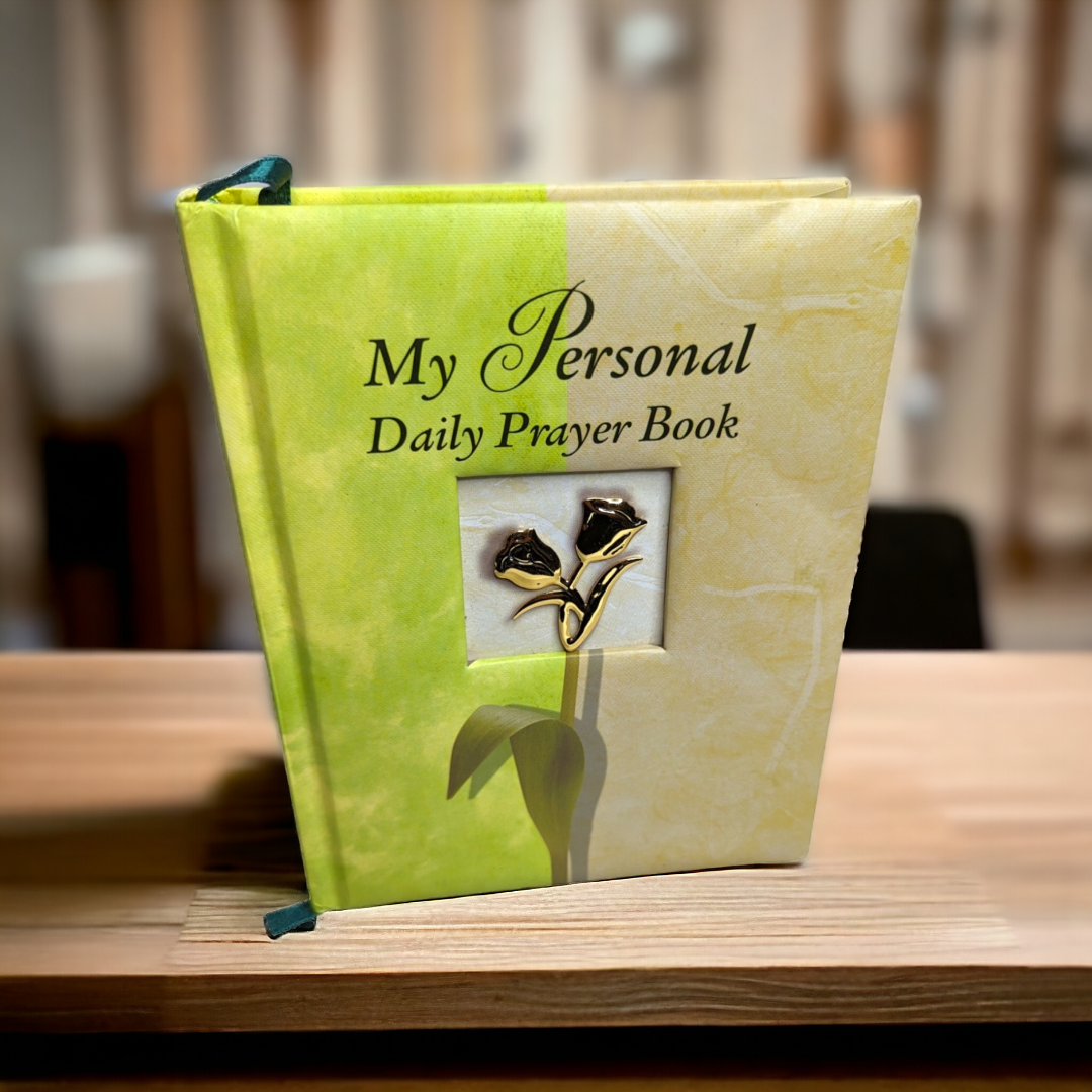 Personal Daily Prayer Book by Publications International Ltd. Staff