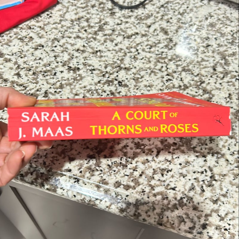 A Court of Thorns and Roses