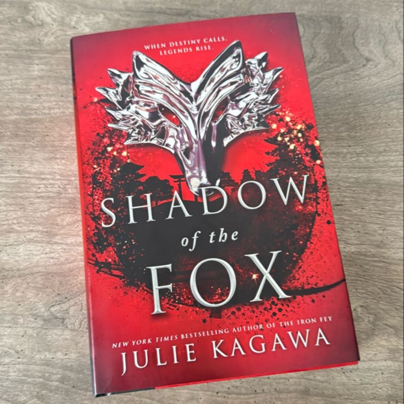 Shadow of the Fox (owlcrate edition, signed)