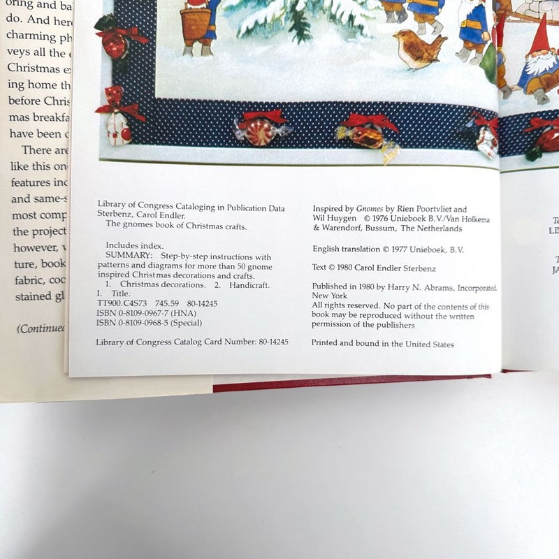 The Gnomes Book of Christmas Crafts