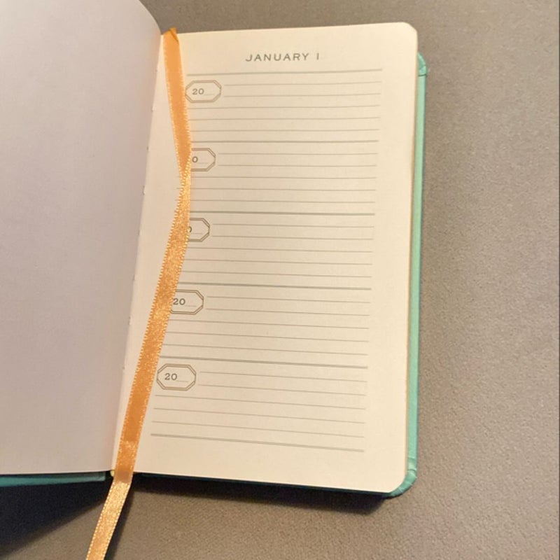 One Line a Day: a Five-Year Memory Book (5 Year Journal, Daily Journal, Yearly Journal, Memory Journal)